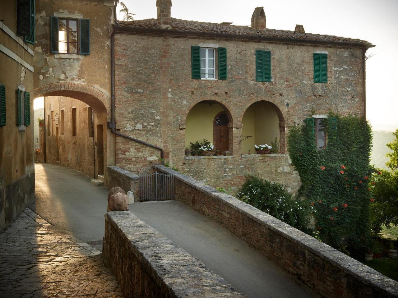 Borgo Lucignanello Bandini Villa ซาน จิโอวานนิ ดิอาซโซ ภายนอก รูปภาพ