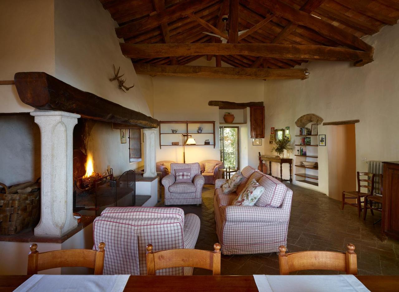 Borgo Lucignanello Bandini Villa ซาน จิโอวานนิ ดิอาซโซ ภายนอก รูปภาพ
