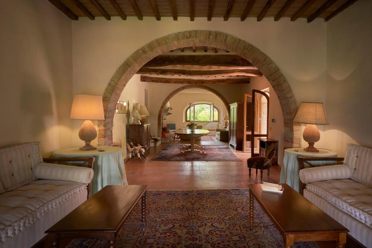 Borgo Lucignanello Bandini Villa ซาน จิโอวานนิ ดิอาซโซ ภายนอก รูปภาพ